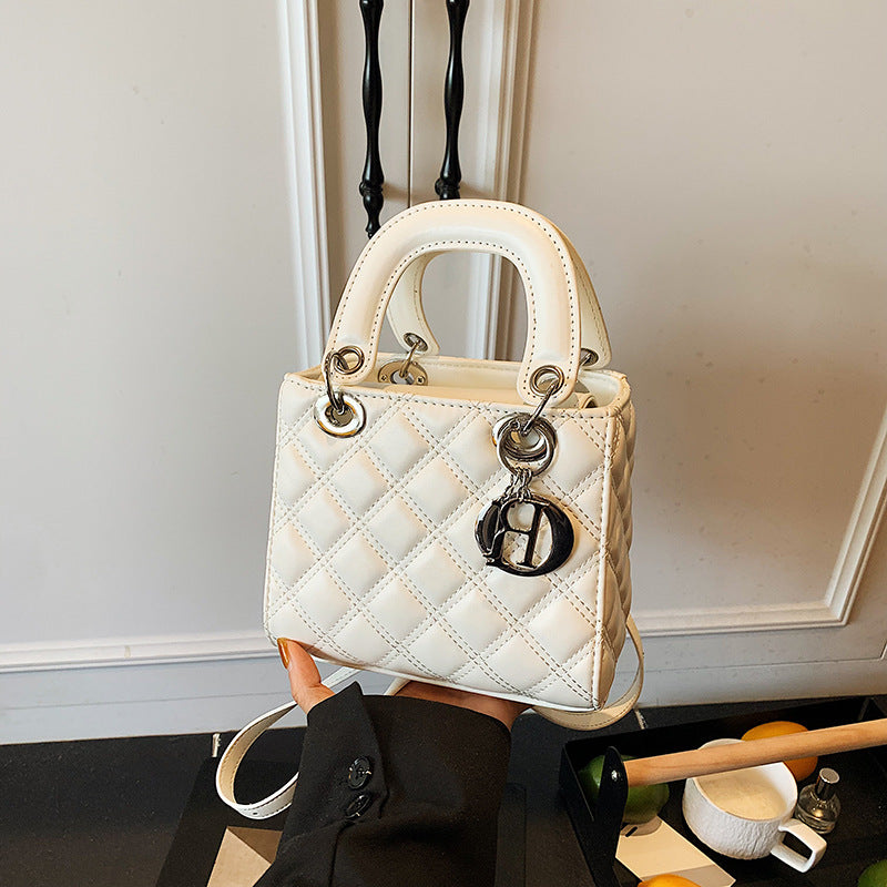 Cross-border high-end diamond Princess Diana bag women's 2025 summer new temperament simple shoulder bag trendy versatile women's bag