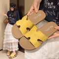 French open-toe flip-flops women's outerwear 2025 summer new style vacation flat anti-slip beach sandals