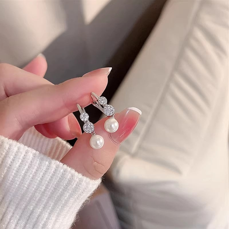 Sparkling zircon bead pendant earrings for women, 2026 new arrival, unique design, lightweight luxury, versatile earrings and studs