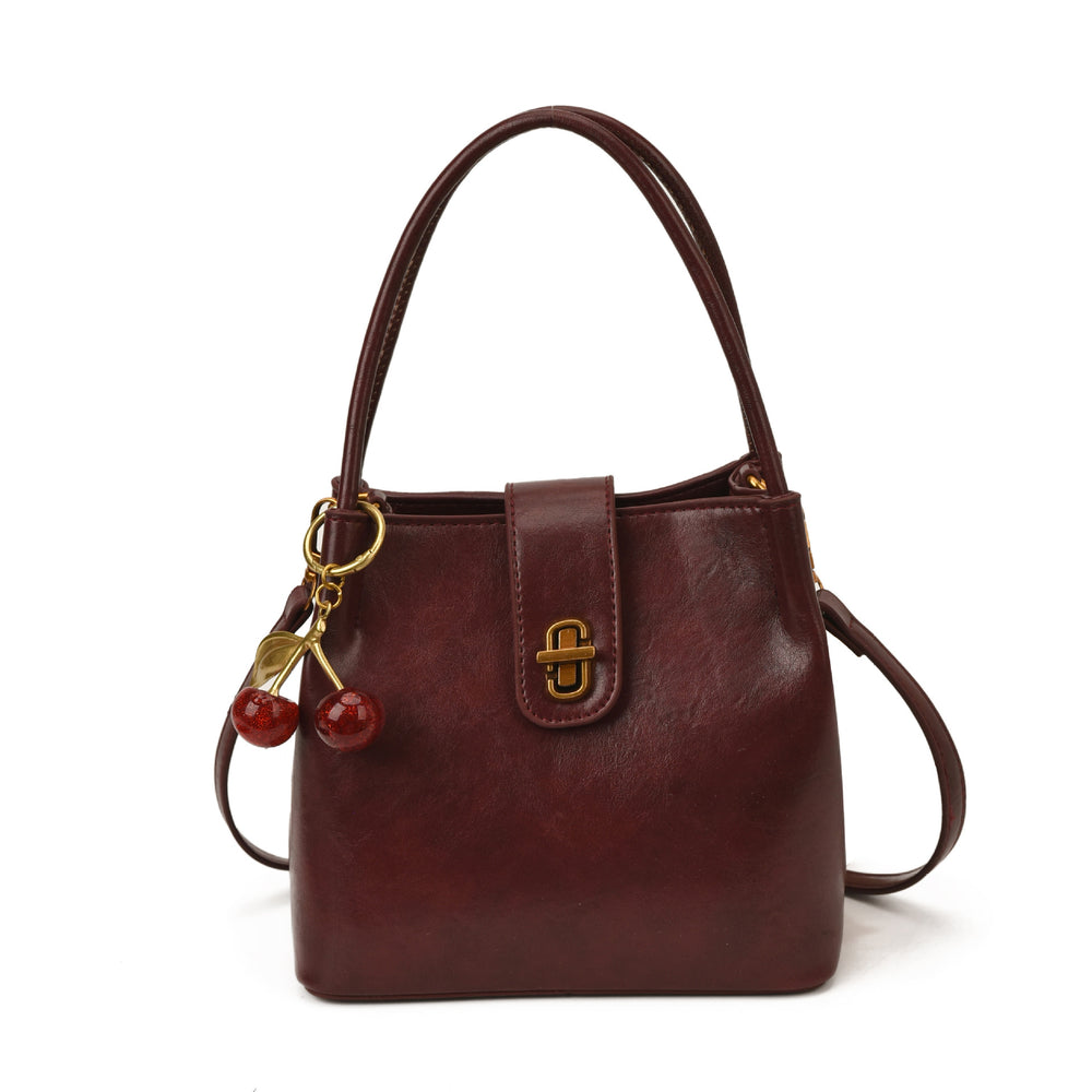 2025 fall/winter new women's bag: high-end small bag, vintage-inspired luxury handbag, versatile and stylish commuter bag
