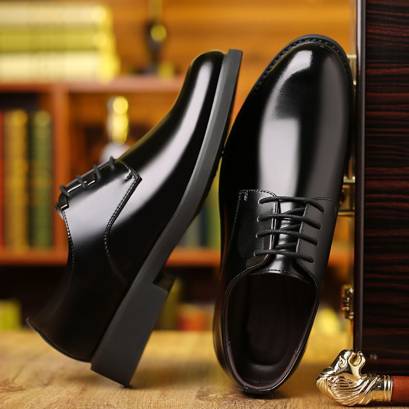 Men's leather dress shoes - 2025 winter collection: british style formal shoes, warm business casual shoes, groom's wedding shoes