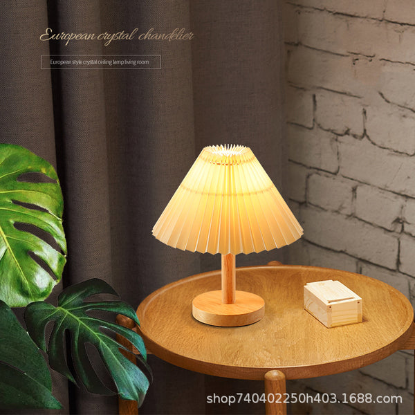 Pleated table lamp Nordic ins style bedroom bedside lamp Japanese breastfeeding night light net red light girl dormitory decoration