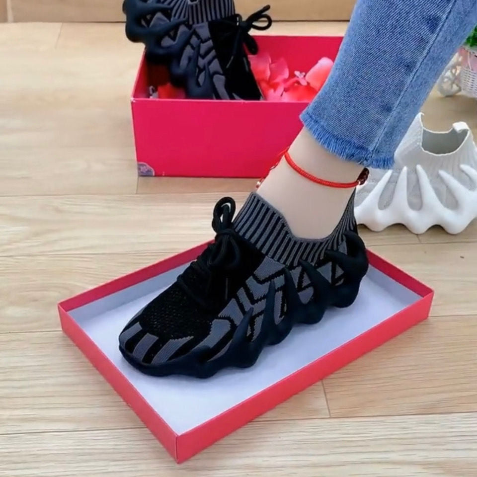 Octopus socks flying woven sneakers for women 2025 summernew arrivalk-style breathable coconut mesh foot cover women's shoes trendy