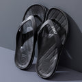 Stylish men's flip-flops: summer outdoor anti-slip casual thongs, thick-soled beach fashion sandals