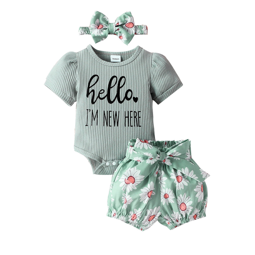 Children's clothingletterprinting short-sleeved khaki + printing pattern shortssuit headband three pieces