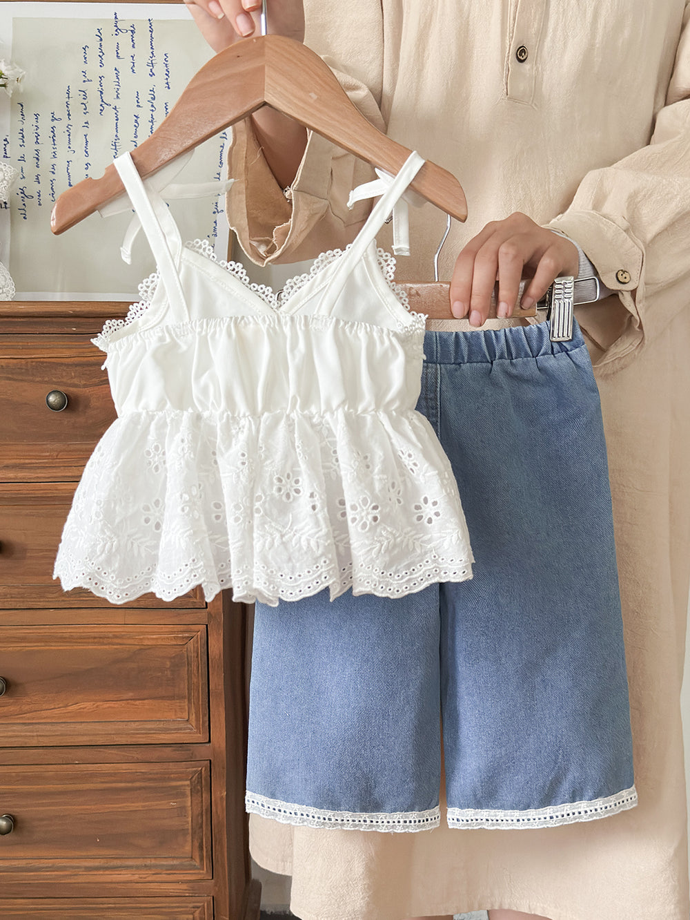 new cross-border girls' country style cotton-like embroidered top with lace trim and washed denim pants set