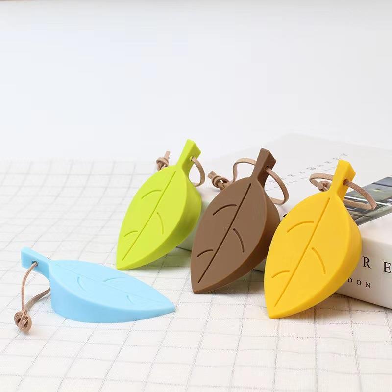 Behind the door, window anti-collision, silicone door block, windproof door block, cute children's treasure to prevent hand clamping, no punching, can hang door plug