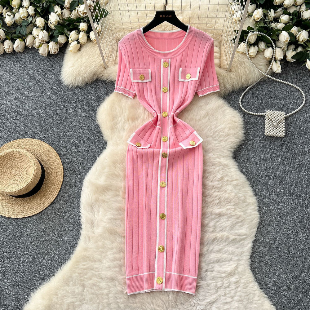Xiaoxiangfengclassyfashionablecontrast colormetal bucklesilmslimming lookdress women's summer waistelegantsweater skirt