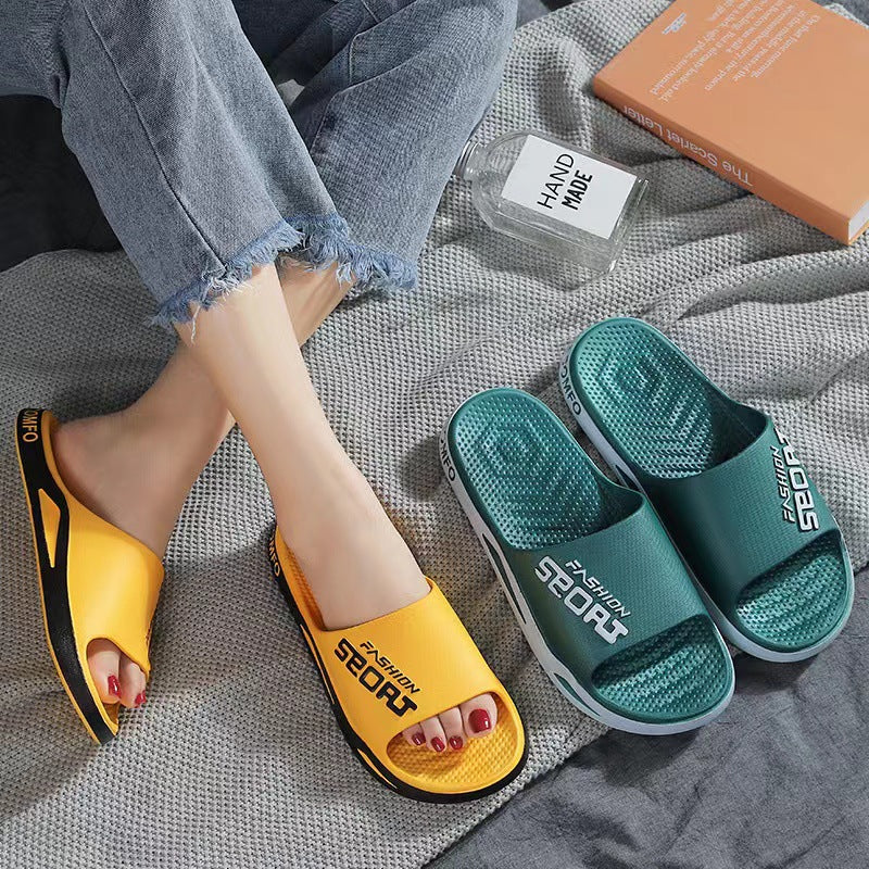 New arrivalfashion slippers men's summer breathable shit-feeling soft bottom home sandals outdoor trendy beach shoes wholesale