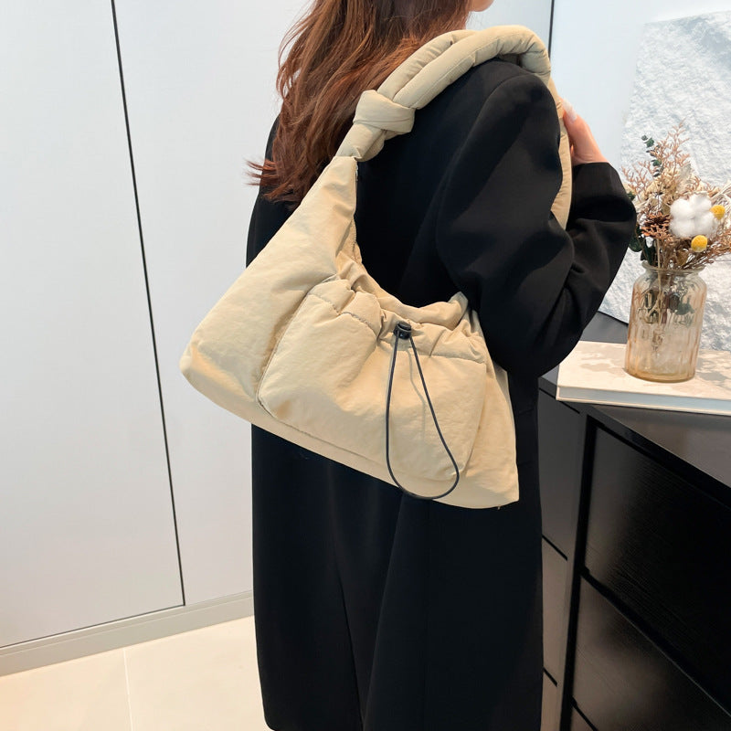 Casual fabric single shoulder messenger bag women's padded cotton knotted shoulder strap handbag cotton-filled drawstring tote bag wholesale