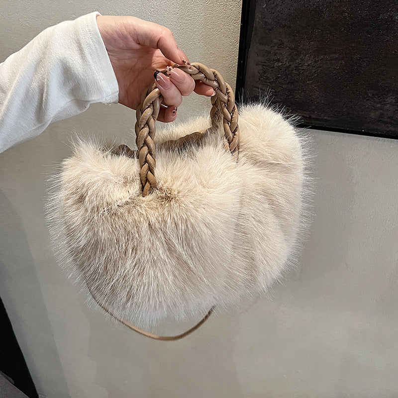 Handheld fluffy bag women's 2023 new autumn and winter pleated cloud bag high-end plush bag single shoulder messenger bag