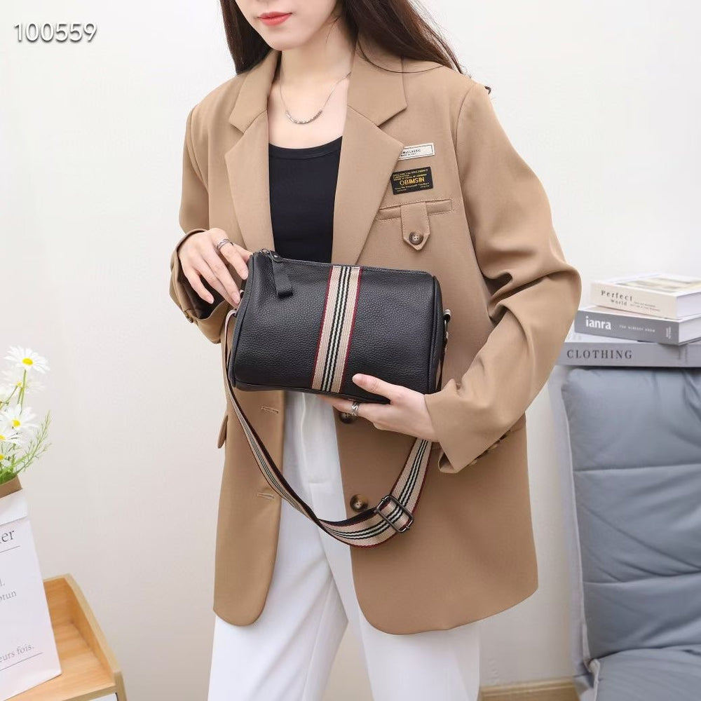 Factory wholesale genuine leather women's bags 2024 new fashion boston pillow bag top layer cowhide shoulder crossbody bag