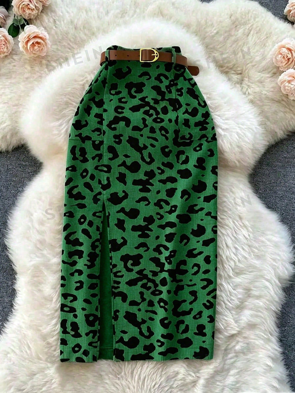 Amazon women's vintage slit midi skirt - high waist, slimming, bodycon, apple-shaped body flattering