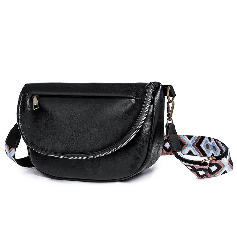 Foreign trade popular breast bag women's new European and American retro shoulder messenger bag women's breast bag casual simple commuter women's bag