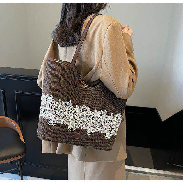 Cross-border 2024 new niche canvas bag female Sen Meng autumn and winter fashion large-capacity shoulder bag commuter tote bag